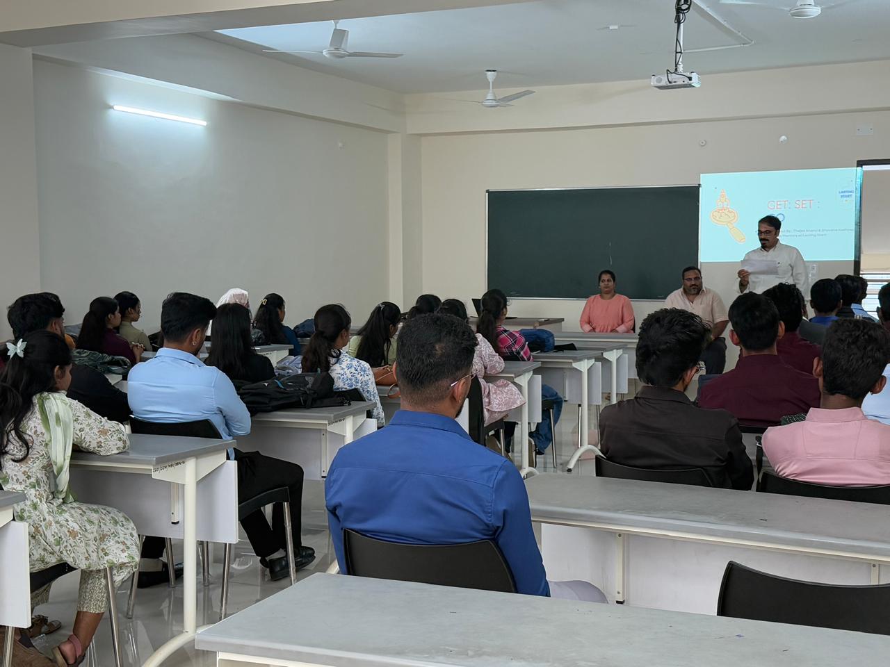 WhatsApp Image 2025-10-16 at 09.37.56-2